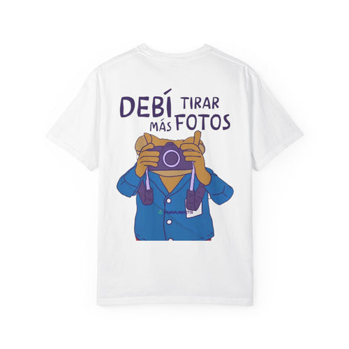 Debí Tirar Más Fotos T-Shirt — Cute Bunny Photographer Graphic Tee